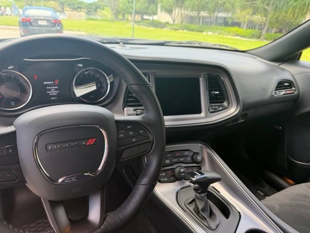 Used 2023 Dodge Challenger R/T Scat Pack RWD image 9