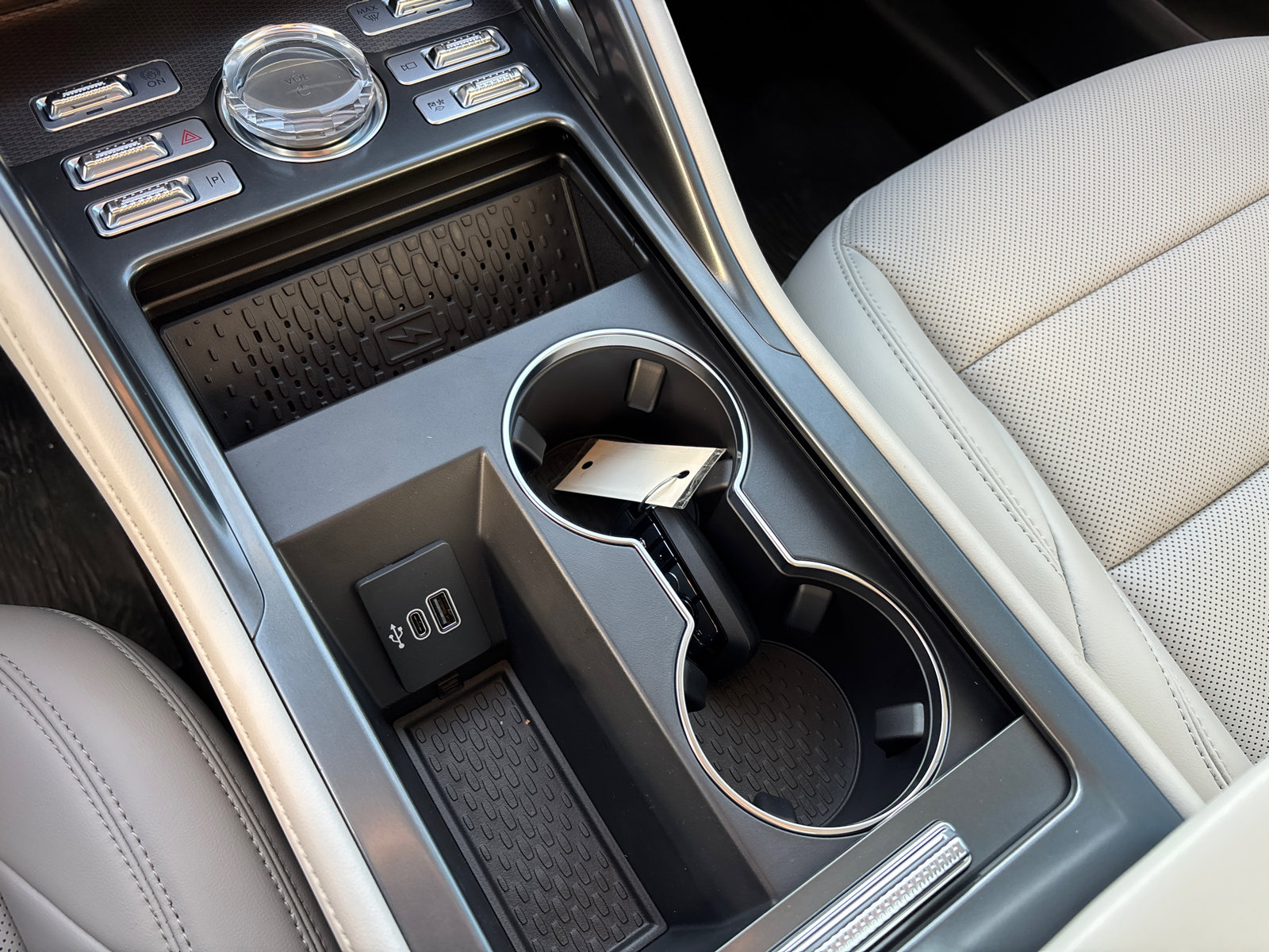 New 2026 Lincoln Nautilus Premier image 25