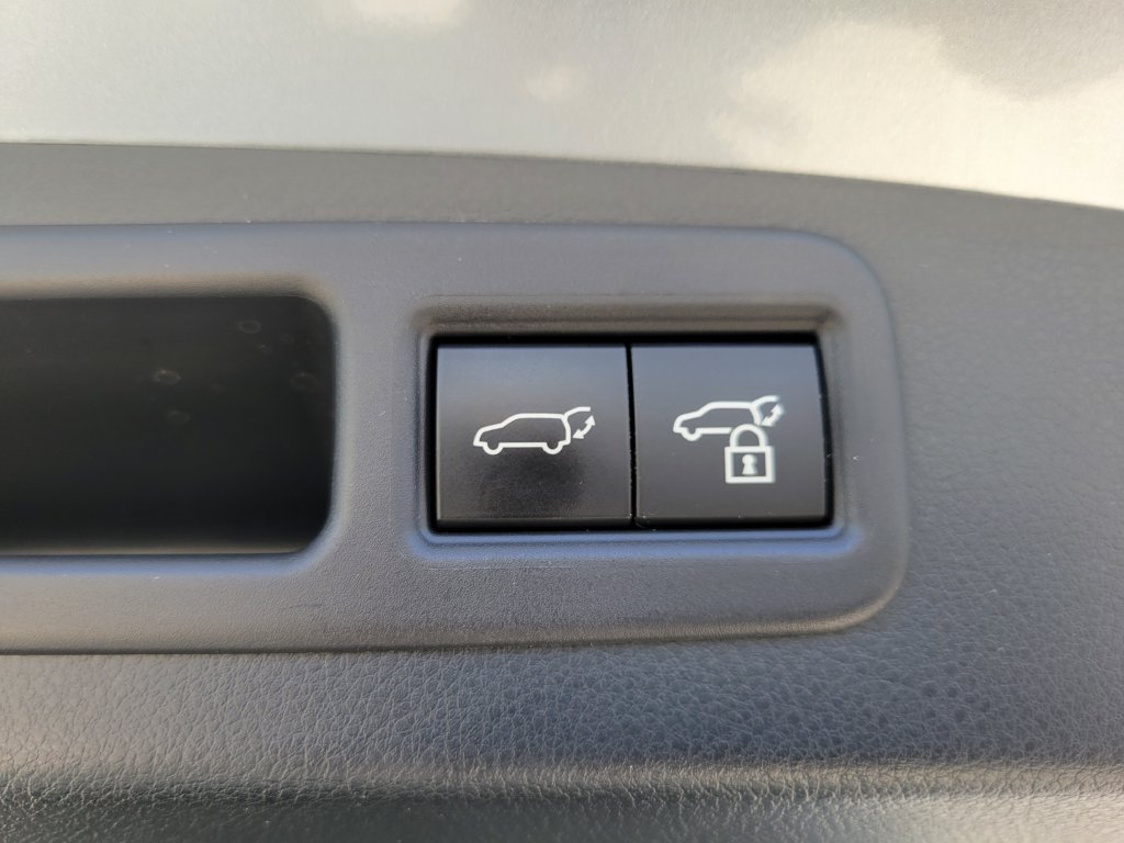 Used 2023 Lexus RX 350 Premium w/ Accessory Package AWD/4WD image 9