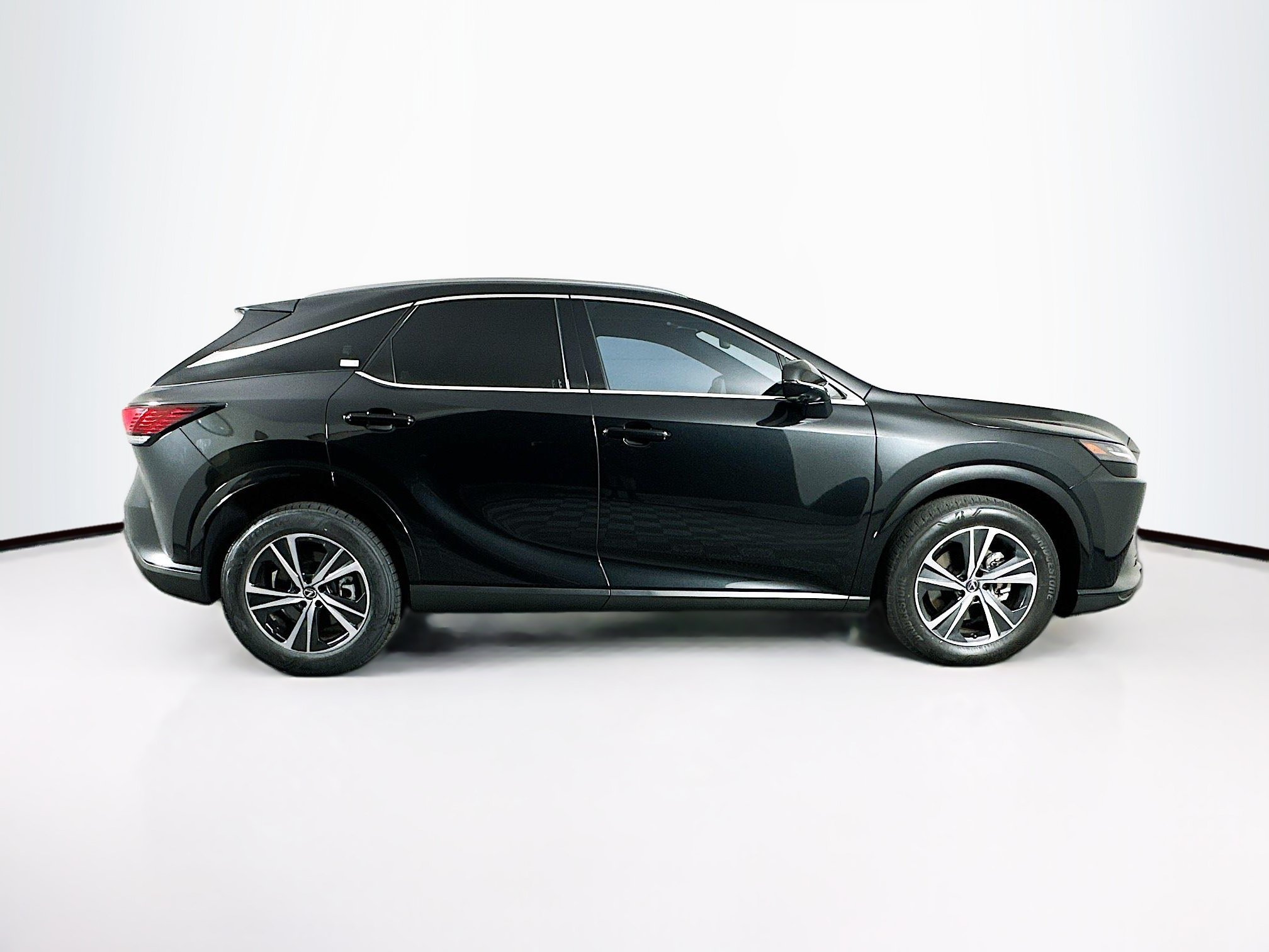 Used 2024 Lexus RX 350 Premium w/ Accessory Package (Z1) FWD image 10