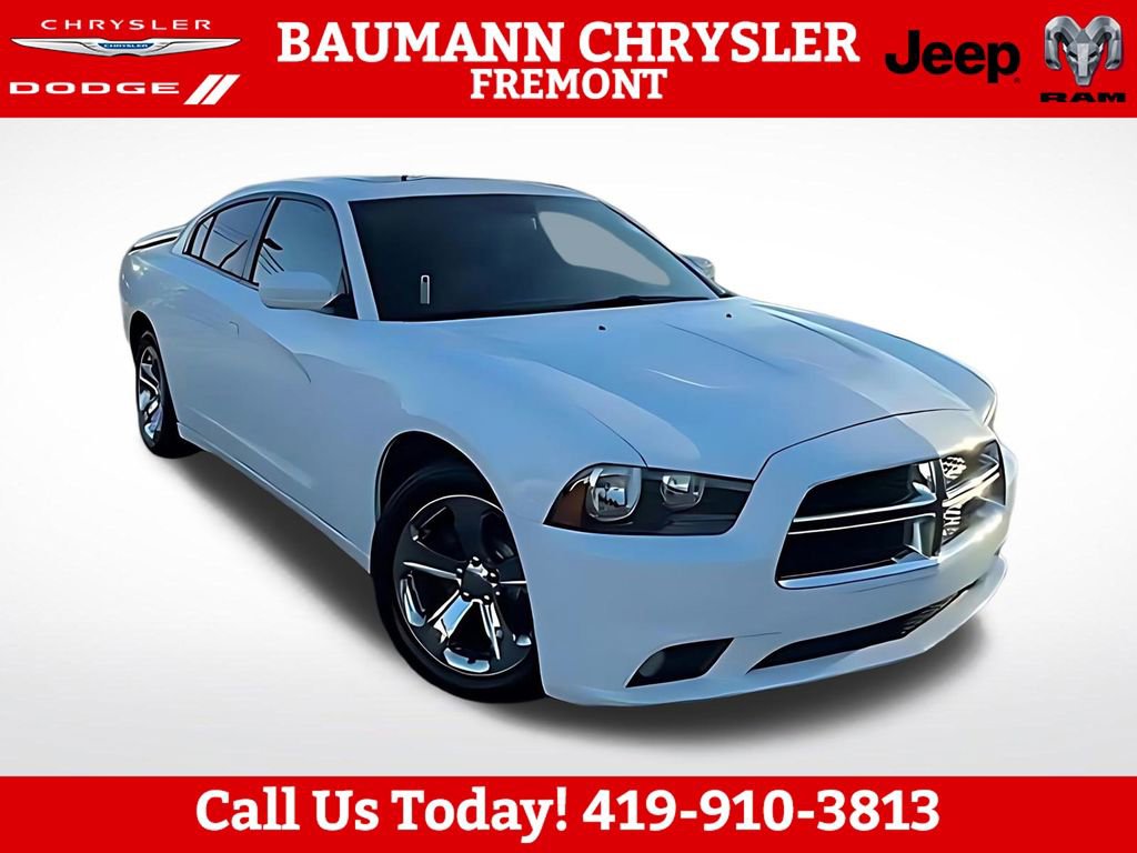 Used 2014 Dodge Charger SXT Plus RWD image 1
