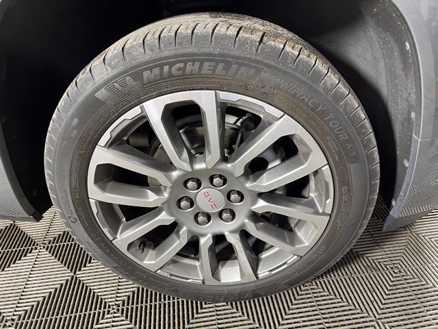 Used 2023 GMC Acadia Denali w/ Denali Ultimate Package AWD/4WD image 21