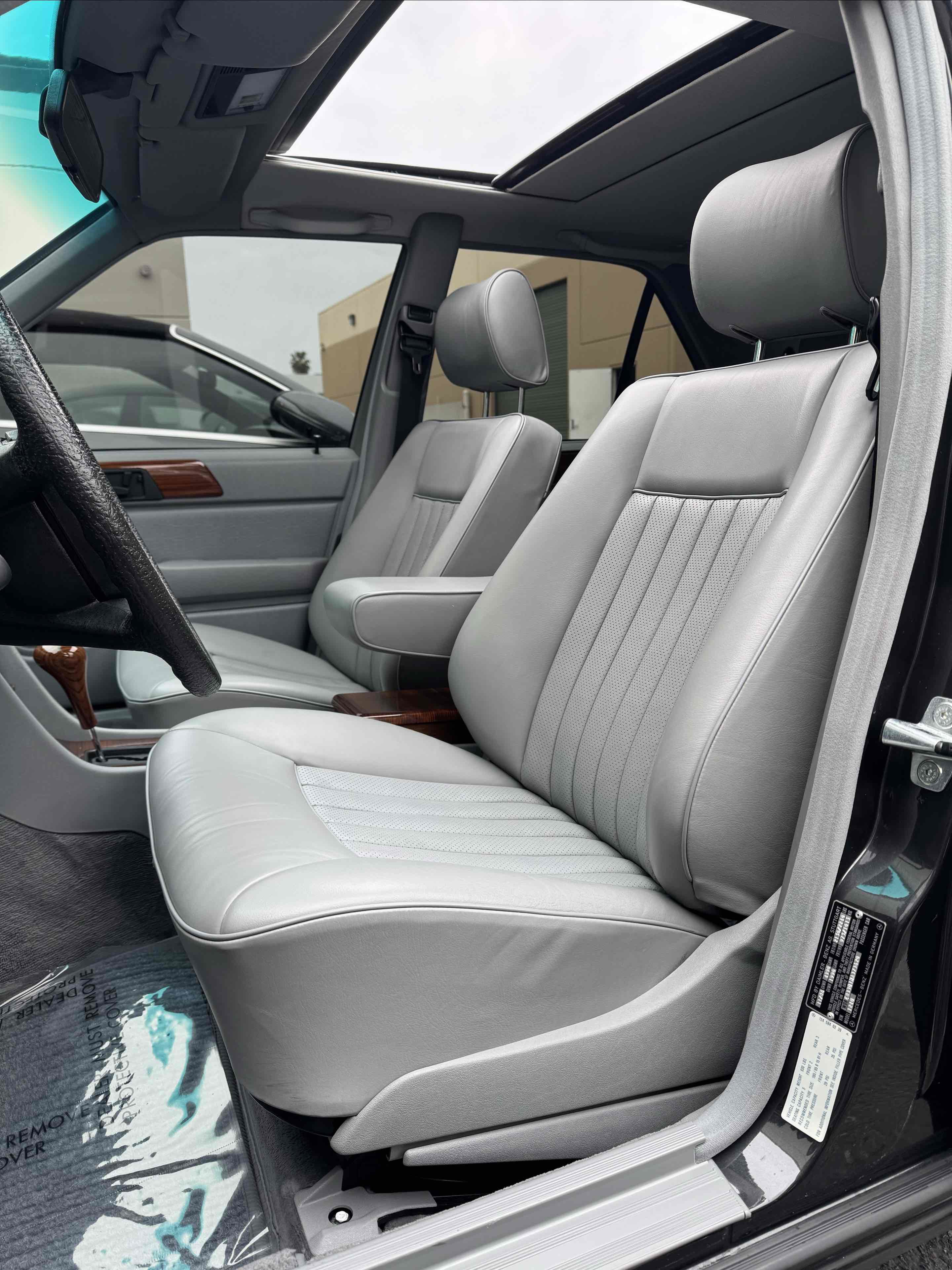 Used 1987 Mercedes-Benz 300 D Turbo image 41