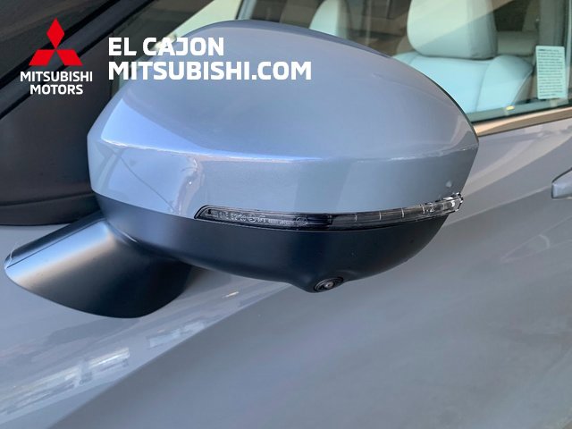 New 2025 Mitsubishi Outlander SEL image 11