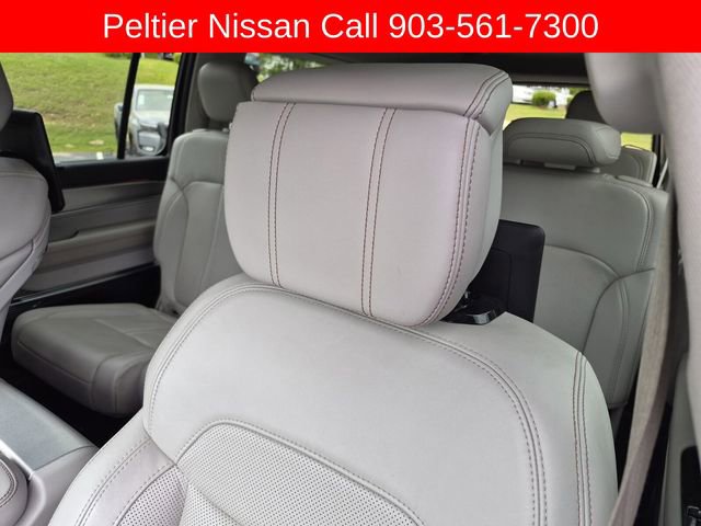 Used 2023 Jeep Grand Wagoneer L 4WD w/ Rear Seat Video Group 1 image 22