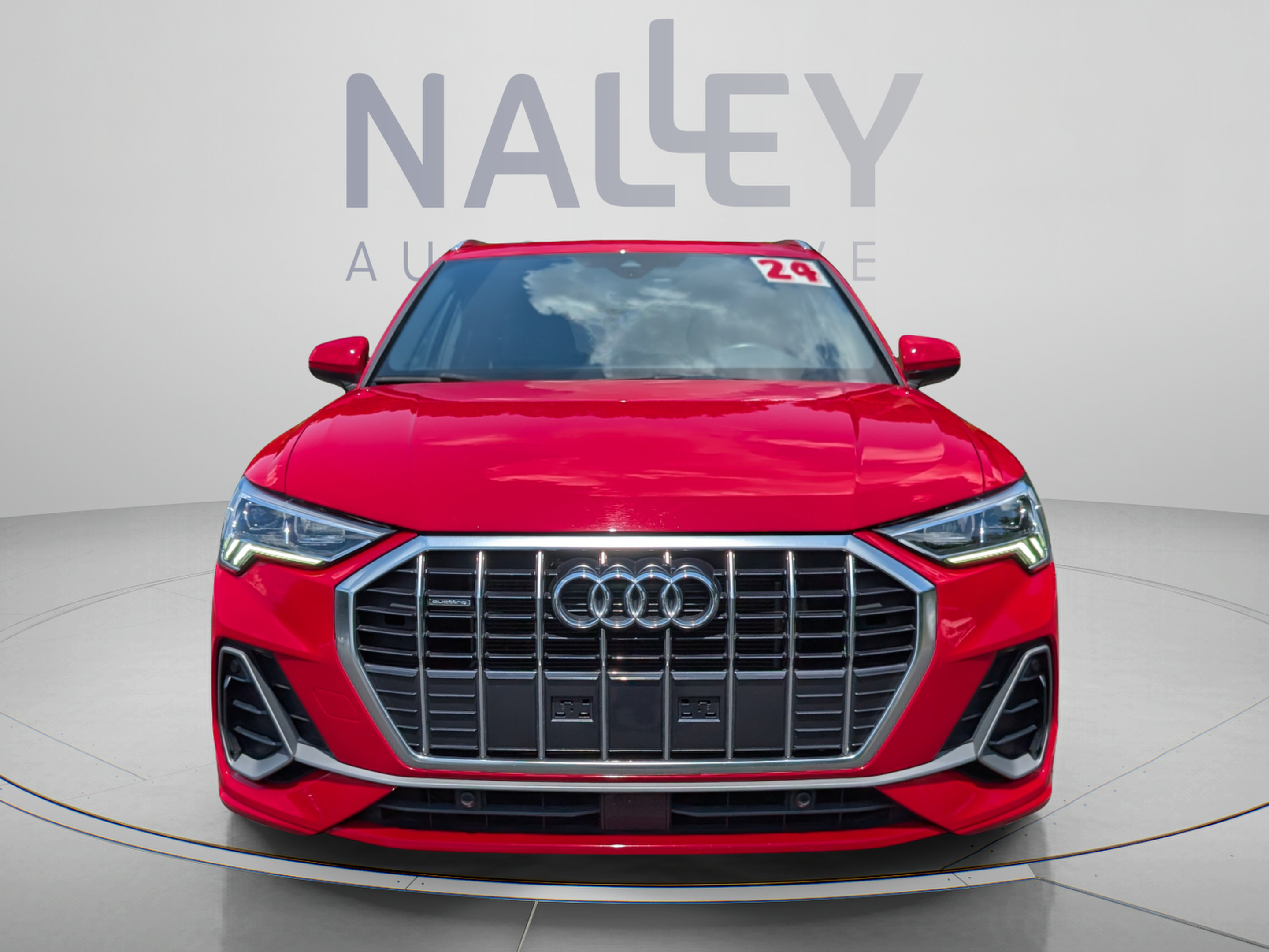 Used 2024 Audi Q3 2.0T Premium AWD/4WD image 8