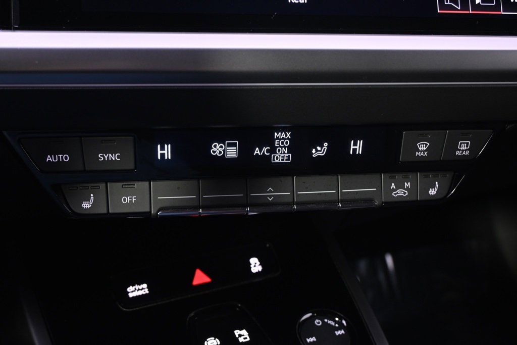 Used 2022 Audi Q4 e-tron Premium w/ Convenience Package image 31