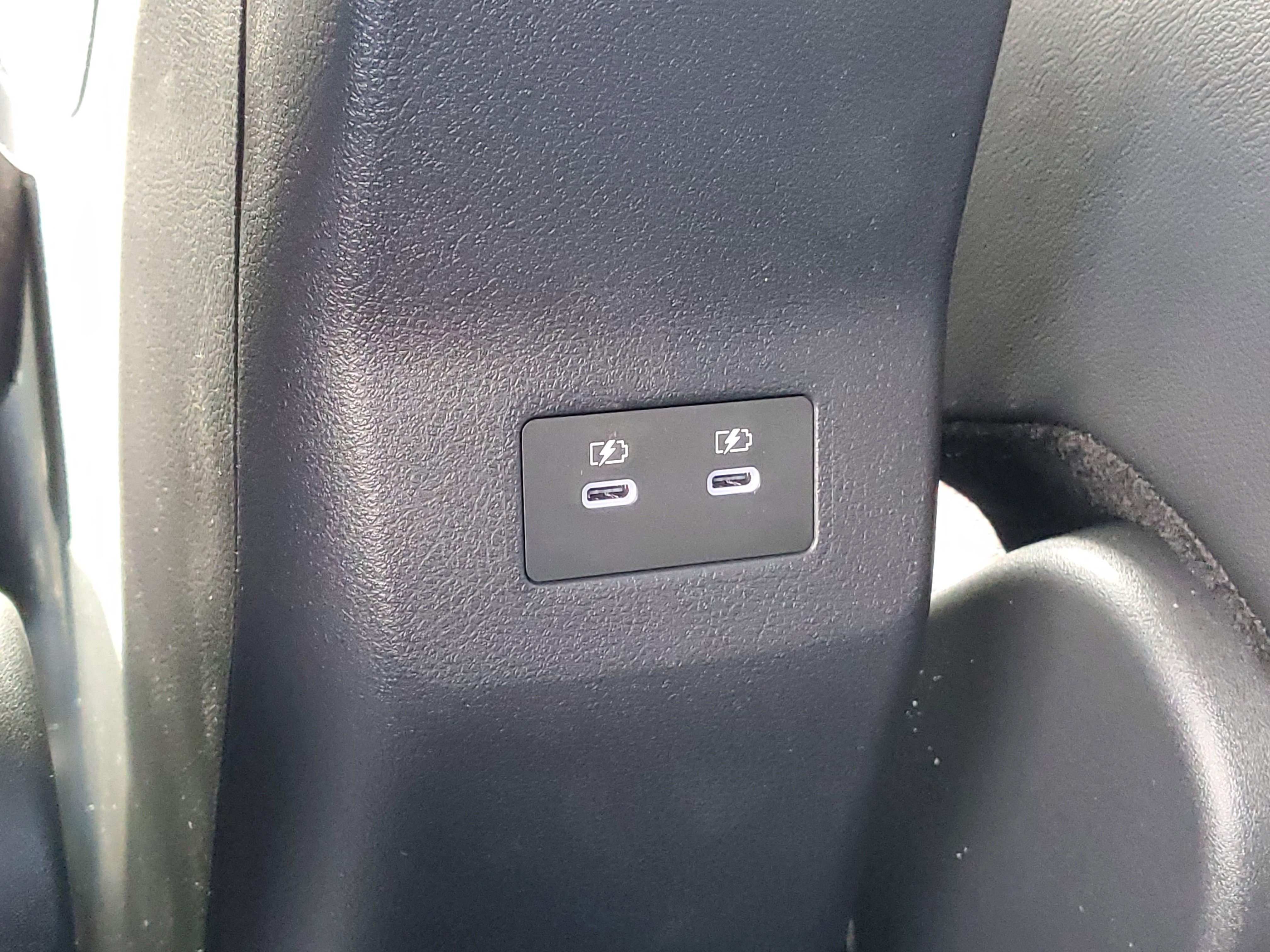 New 2026 Nissan Kicks SR w/ Cold Weather Package image 26