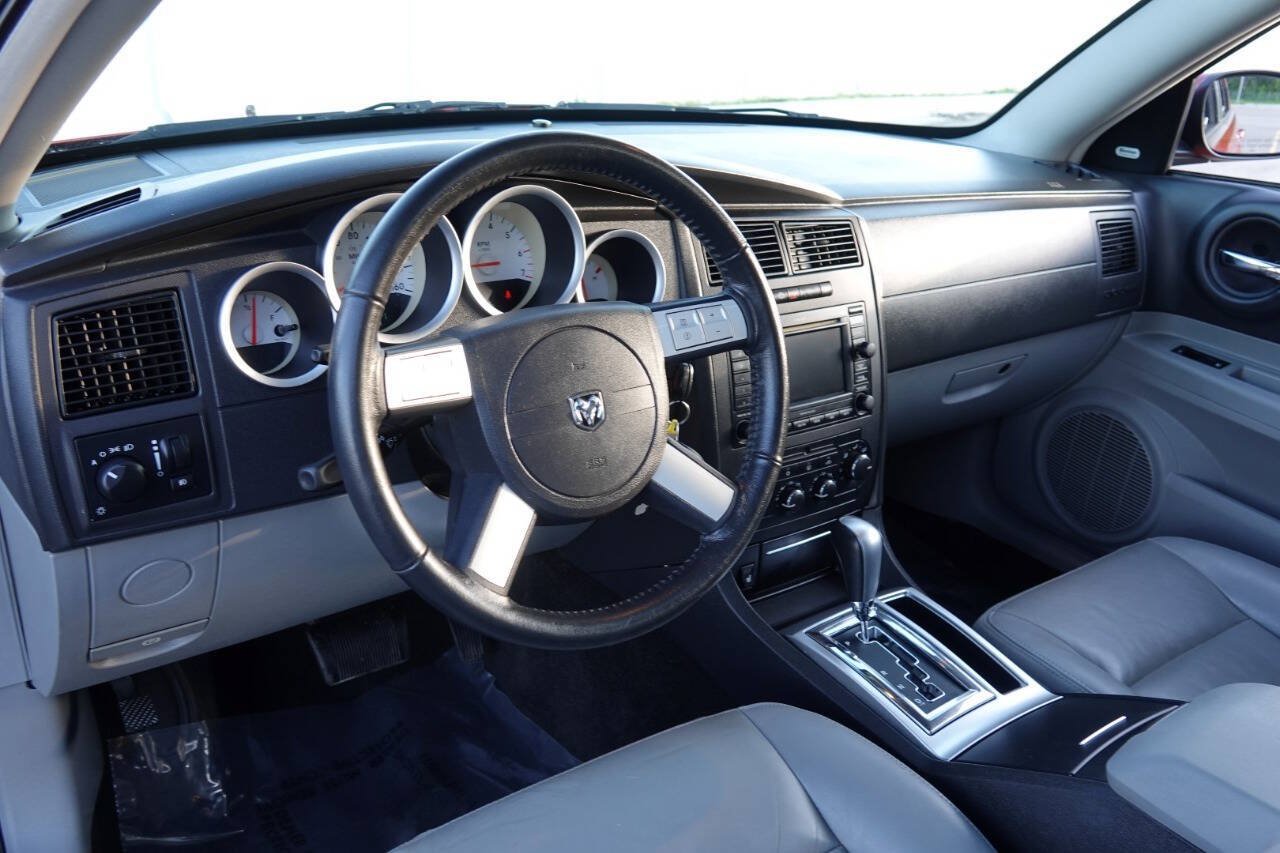 Used 2006 Dodge Magnum R/T w/ Convenience Group II RWD image 54