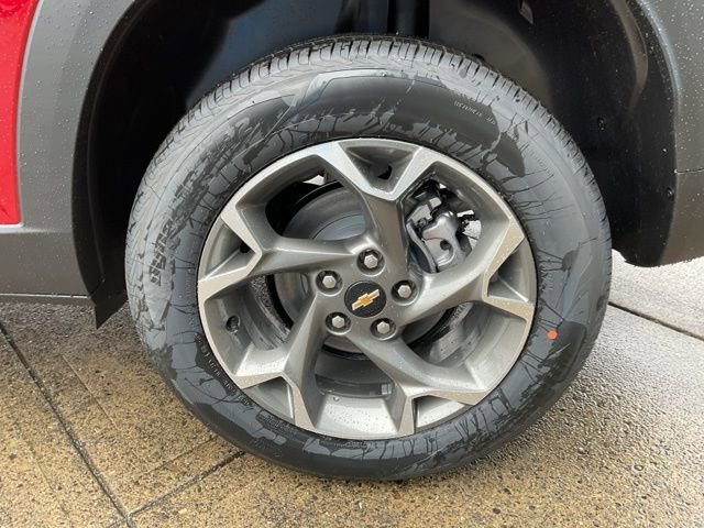 New 2026 Chevrolet Trax LT w/ Driver Confidence Package image 12