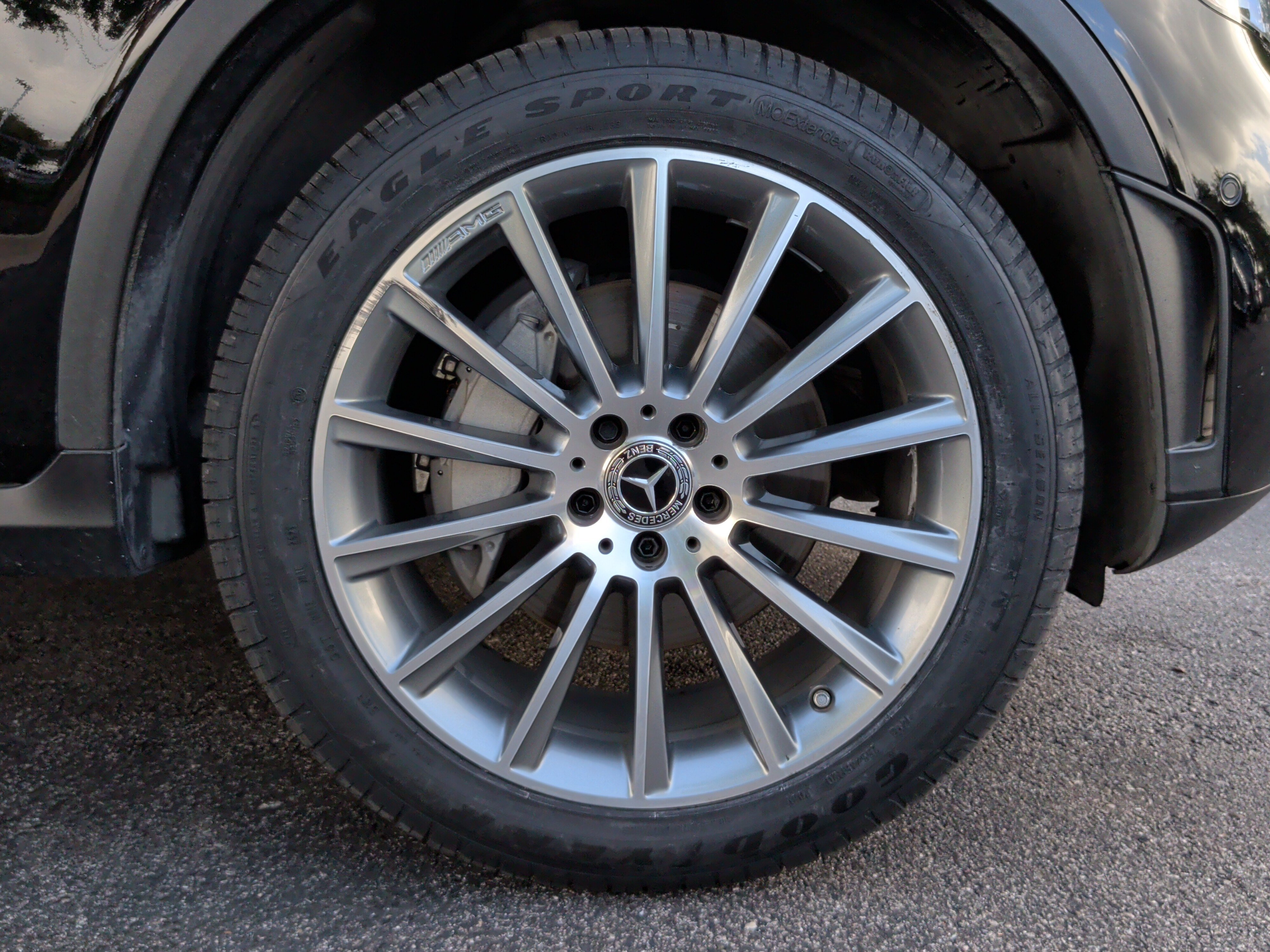 Used 2021 Mercedes-Benz GLC 300 4MATIC Coupe image 13
