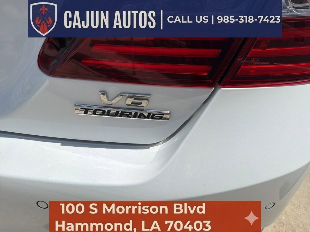 Used 2017 Honda Accord Touring image 6