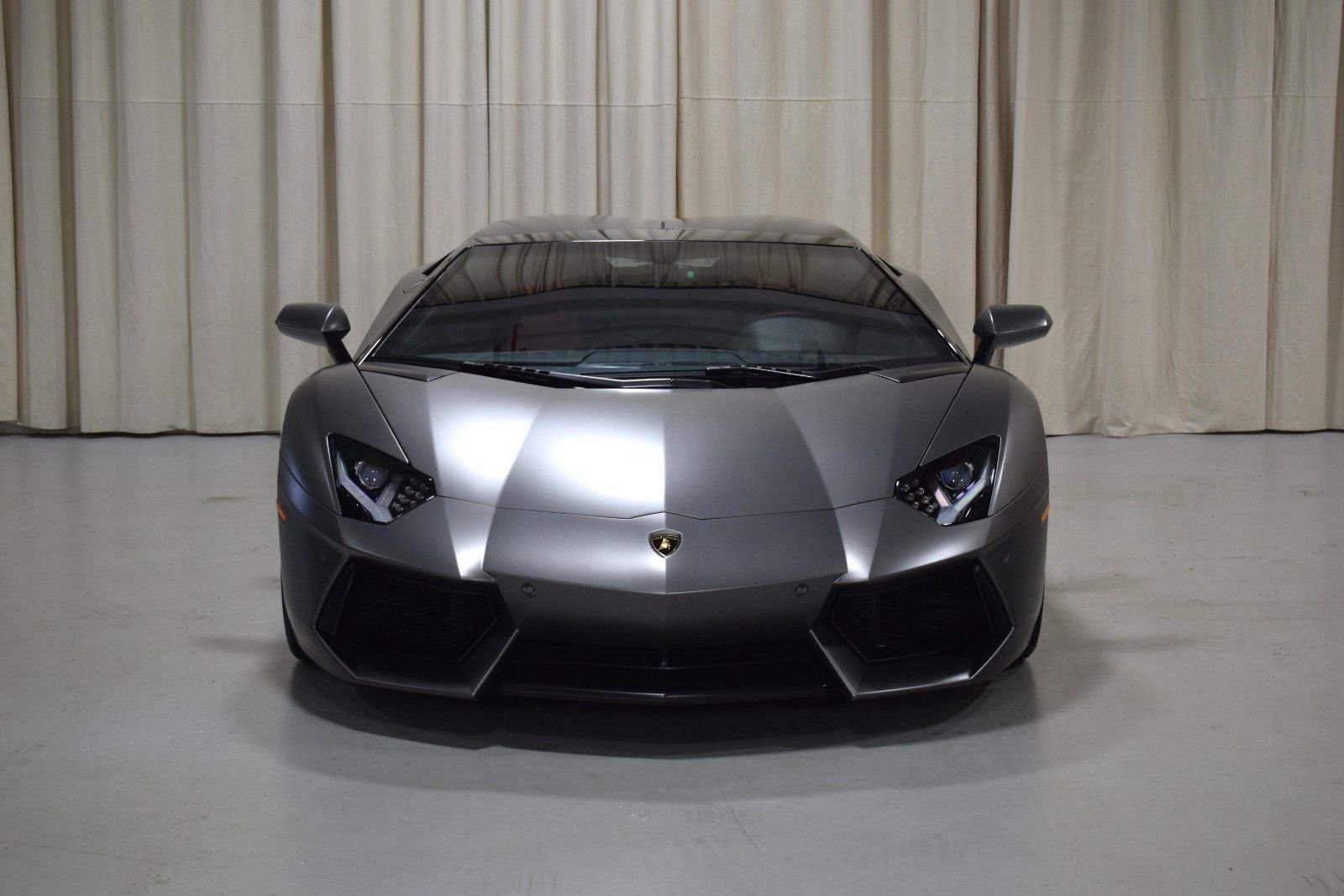Used 2016 Lamborghini Aventador LP 700-4 AWD/4WD image 8