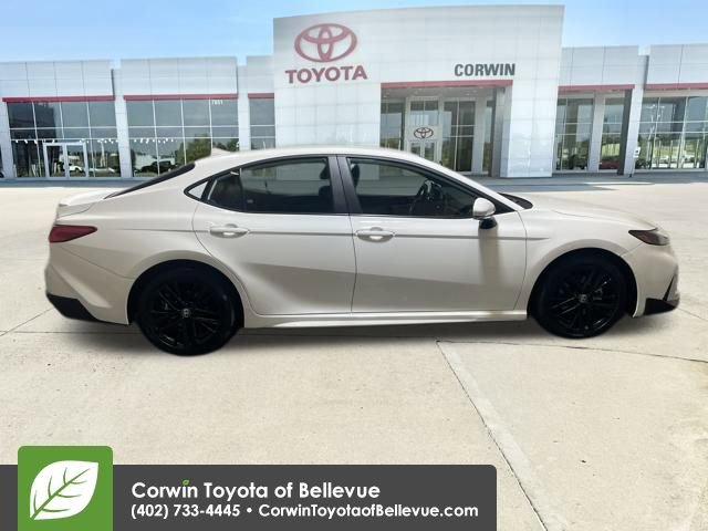 Certified 2025 Toyota Camry SE image 6