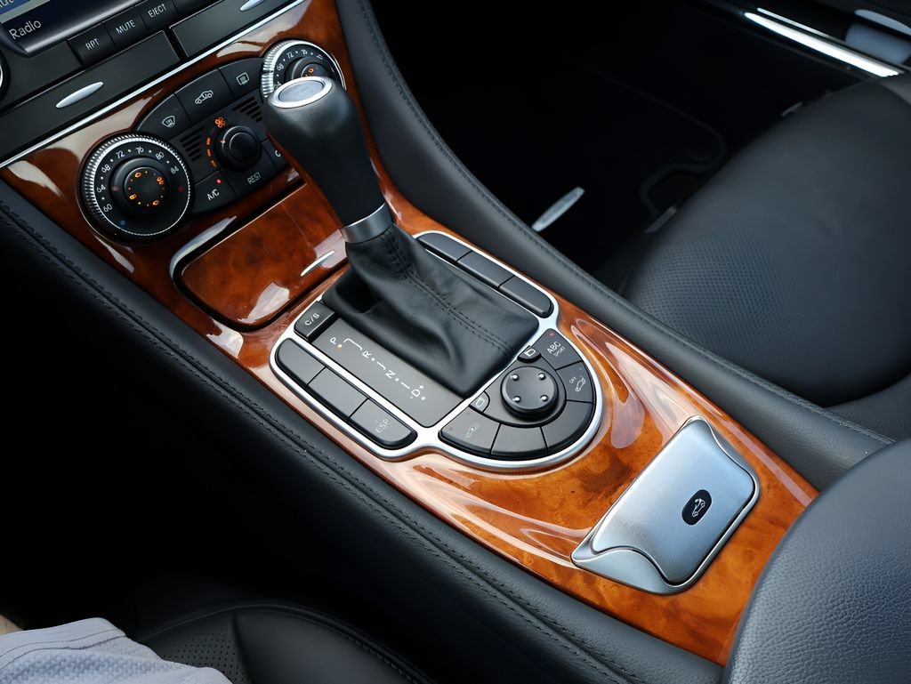 Used 2008 Mercedes-Benz SL 550 image 29