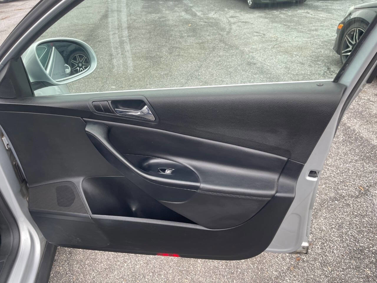 Used 2006 Volkswagen Passat 3.6 image 31