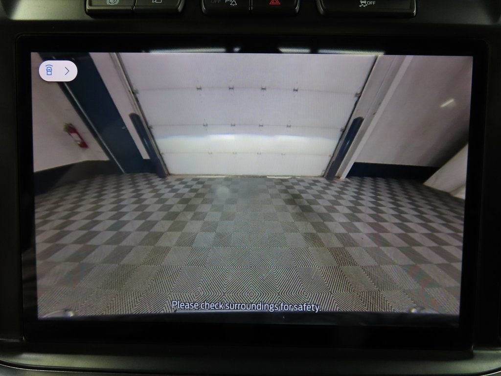 Used 2024 Ford F250 Platinum image 23