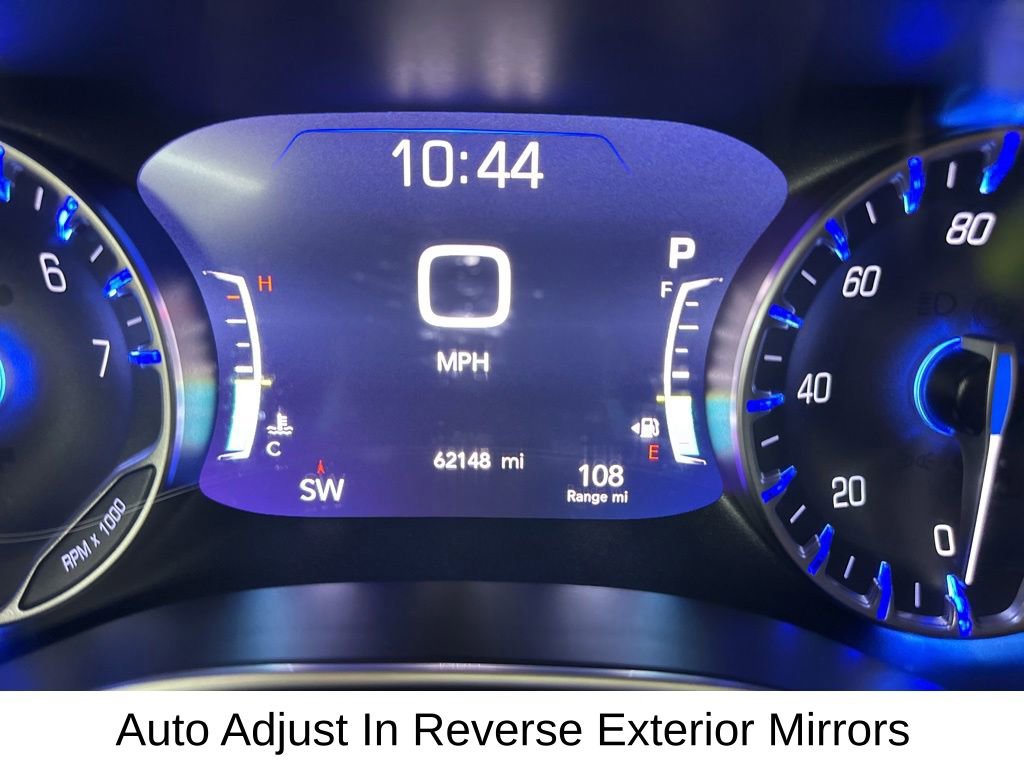 Used 2022 Chrysler Pacifica Limited FWD image 48