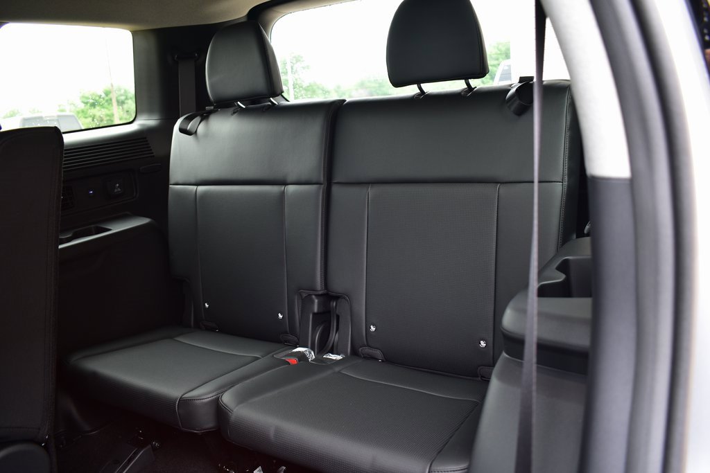 New 2025 Hyundai Santa Fe Limited image 30