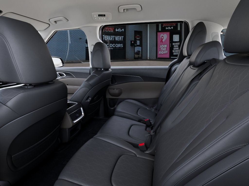 New 2026 Kia Carnival FWD image 18
