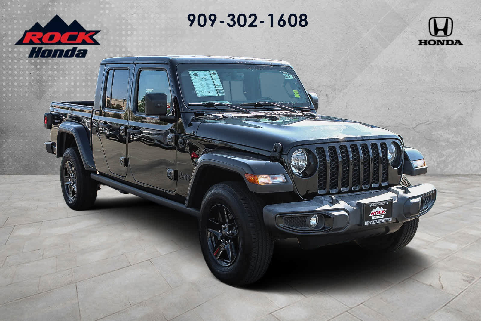 Used 2021 Jeep Gladiator Sport image 3