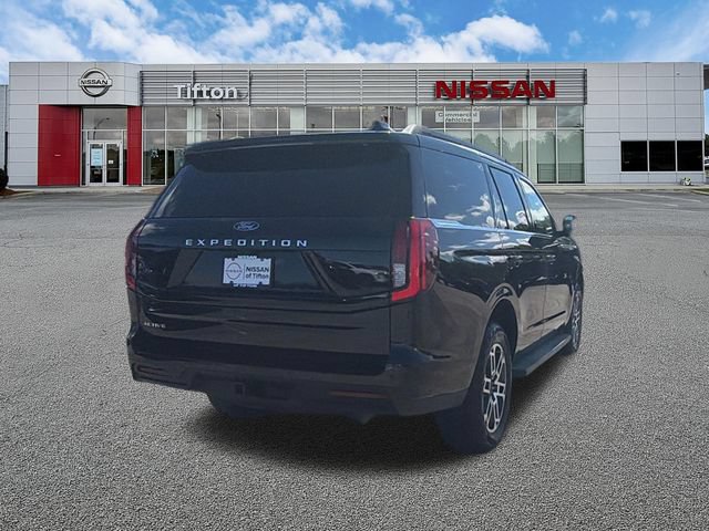 Used 2025 Ford Expedition Active AWD/4WD image 7