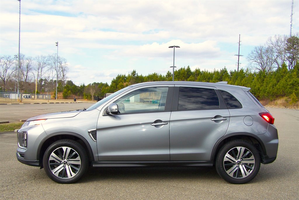 Used 2021 Mitsubishi Outlander Sport SE AWD/4WD image 6