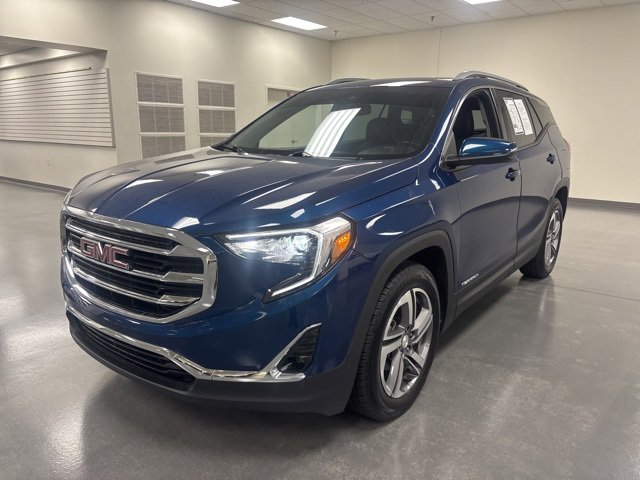 Used 2021 GMC Terrain SLT w/ LPO, Cargo Package image 3