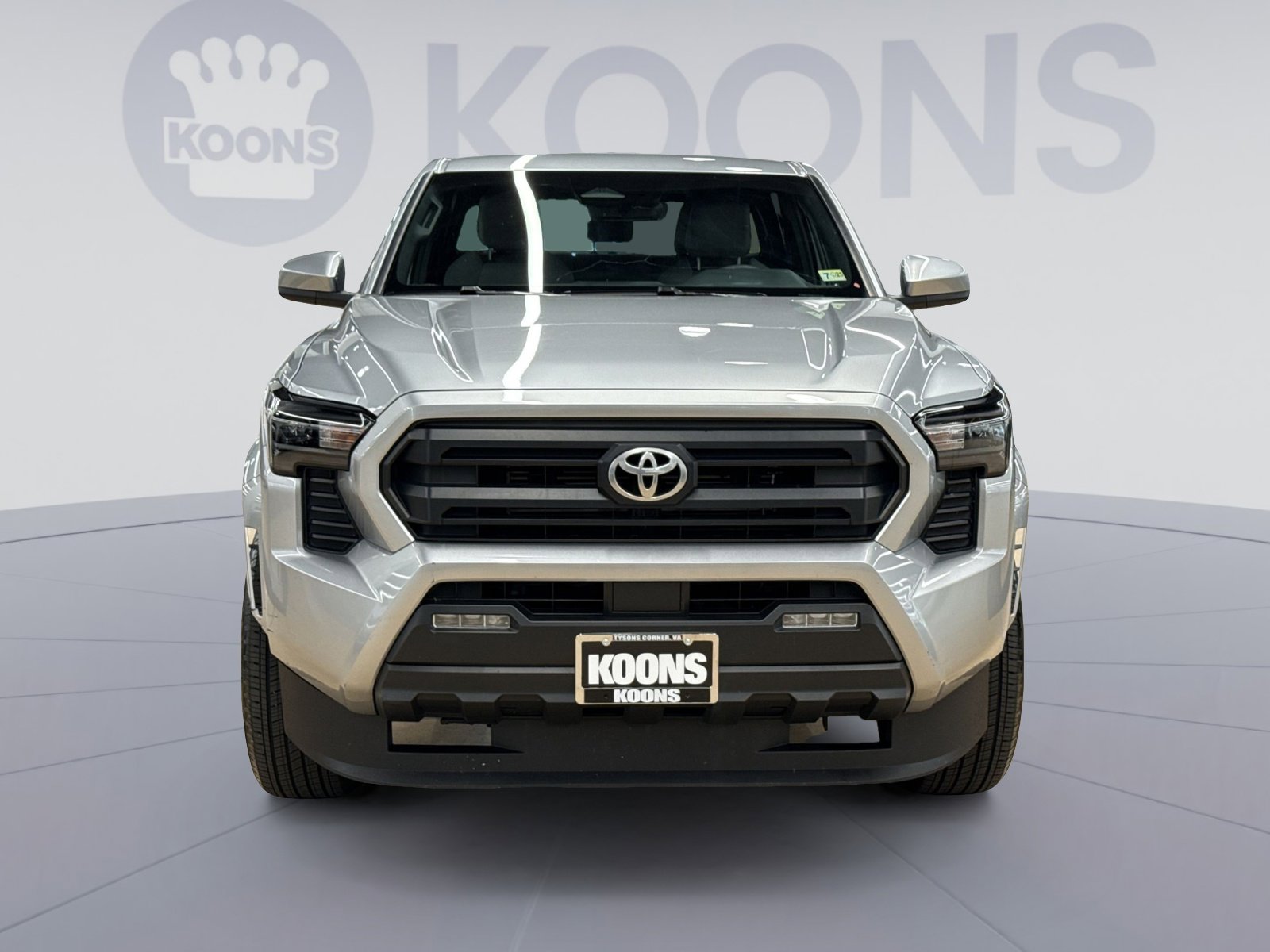 Used 2024 Toyota Tacoma SR5 AWD/4WD image 4