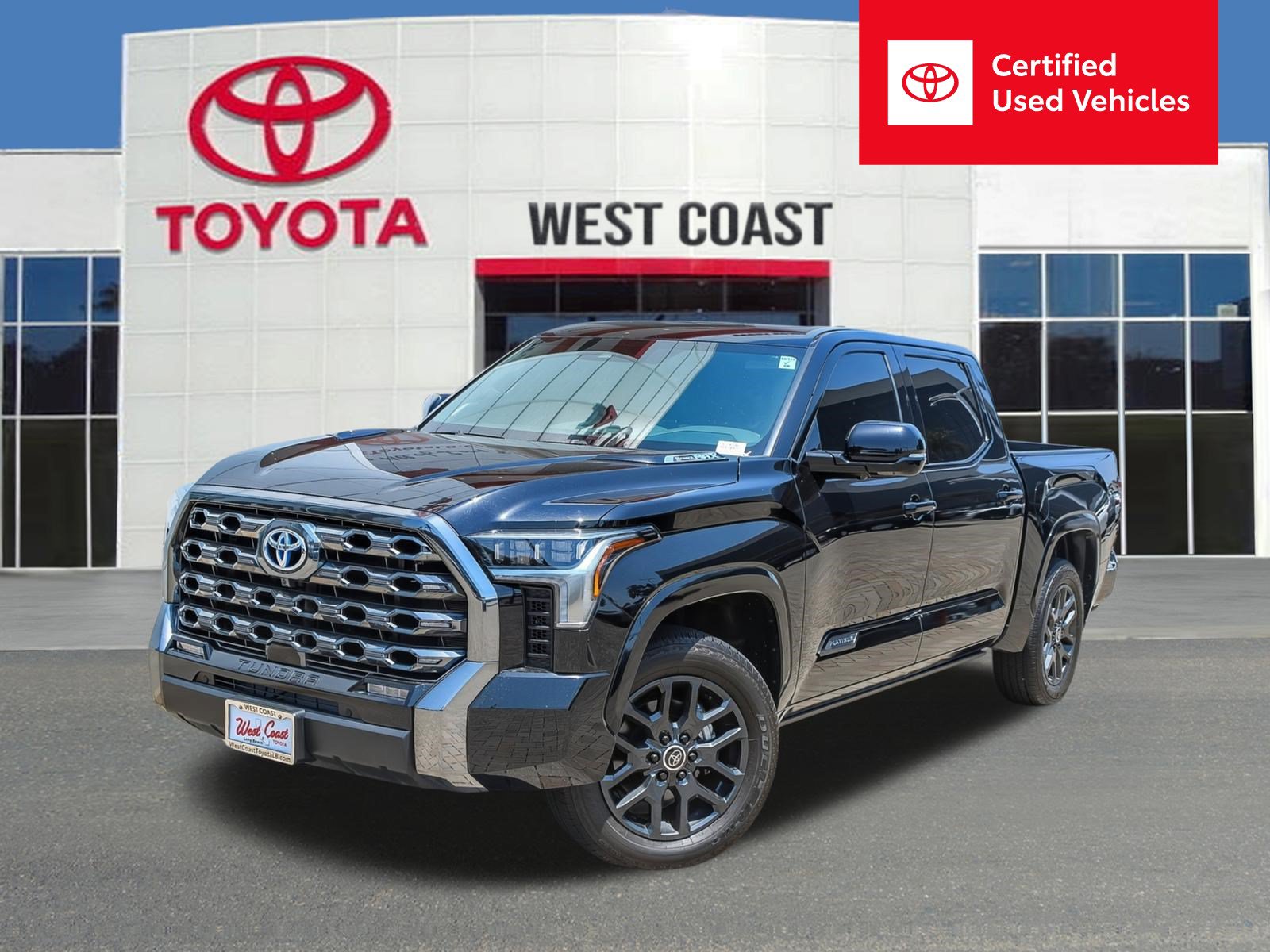 Certified 2024 Toyota Tundra Platinum AWD/4WD image 1