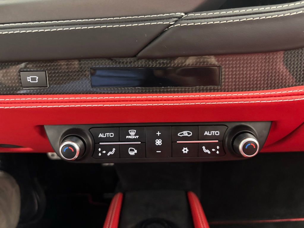 Used 2020 Ferrari F8 Tributo image 54