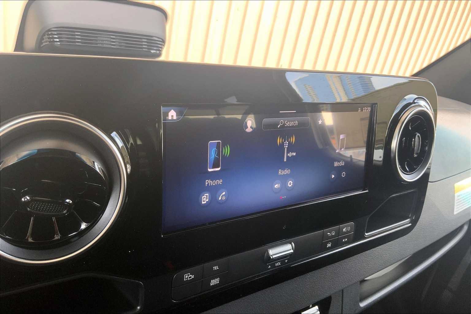 Used 2025 Mercedes-Benz Sprinter 2500 image 22