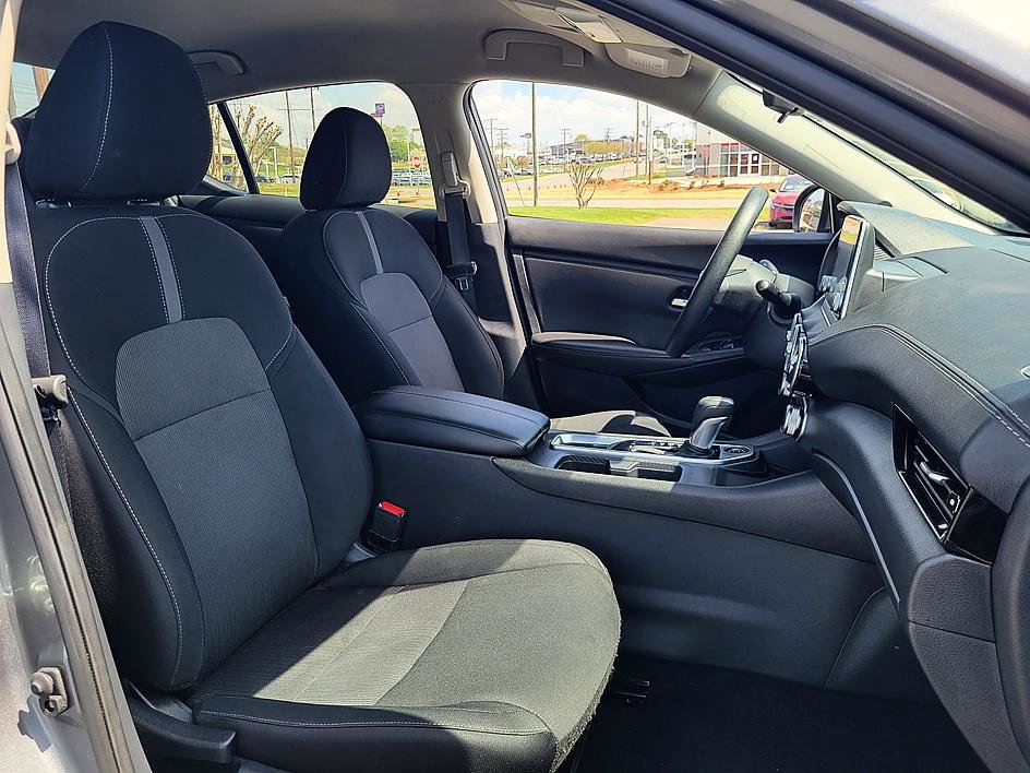 Certified 2024 Nissan Sentra SV image 16