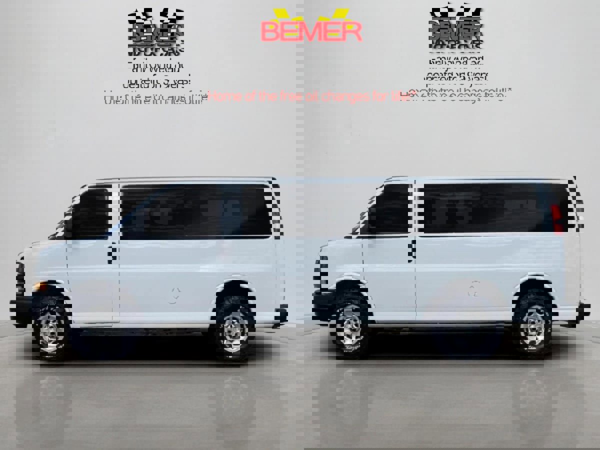 Used 2020 Chevrolet Express 3500 LS image 2