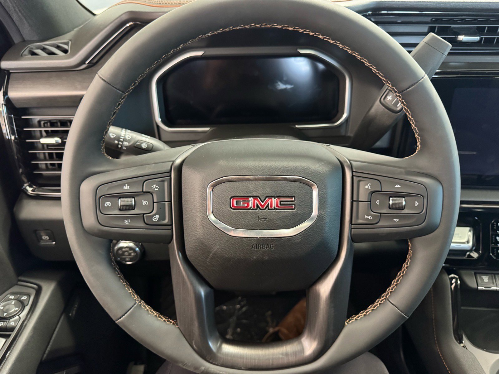 New 2026 GMC Sierra 2500 AT4 w/ AT4 Premium Plus Package image 22