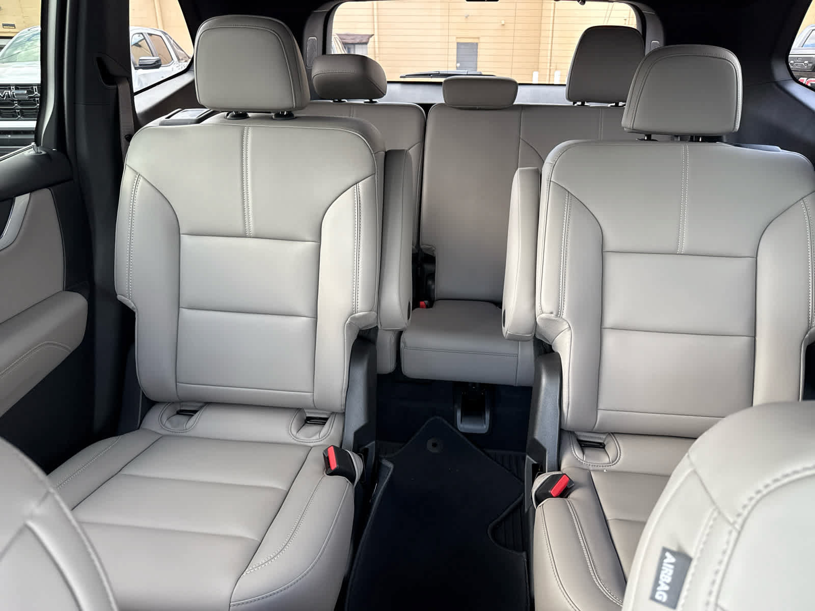 New 2026 GMC Acadia Elevation w/ Elevation Premium Package AWD/4WD image 26