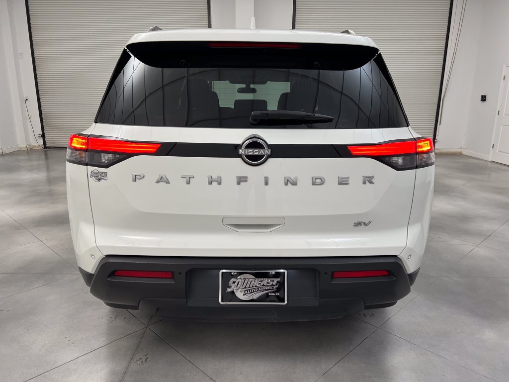 Used 2024 Nissan Pathfinder SV FWD image 8