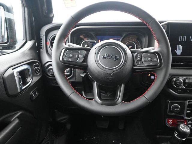 Used 2024 Jeep Wrangler Unlimited Rubicon w/ Technology Group image 12
