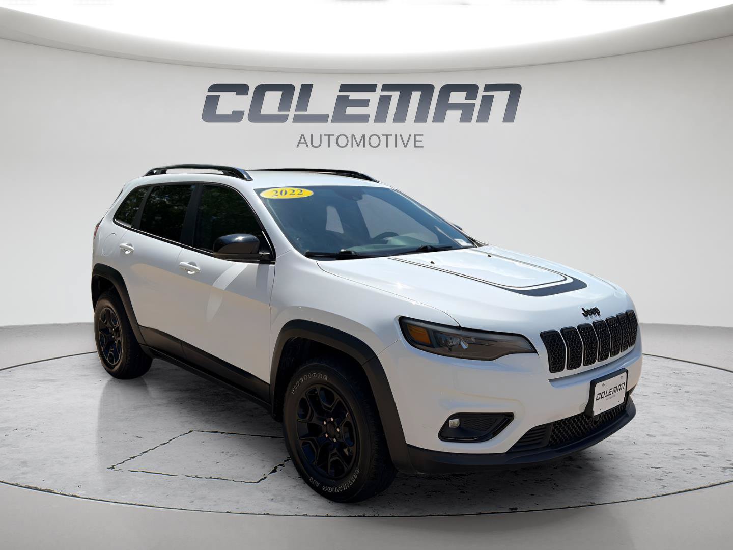 Used 2022 Jeep Cherokee Latitude AWD/4WD image 7