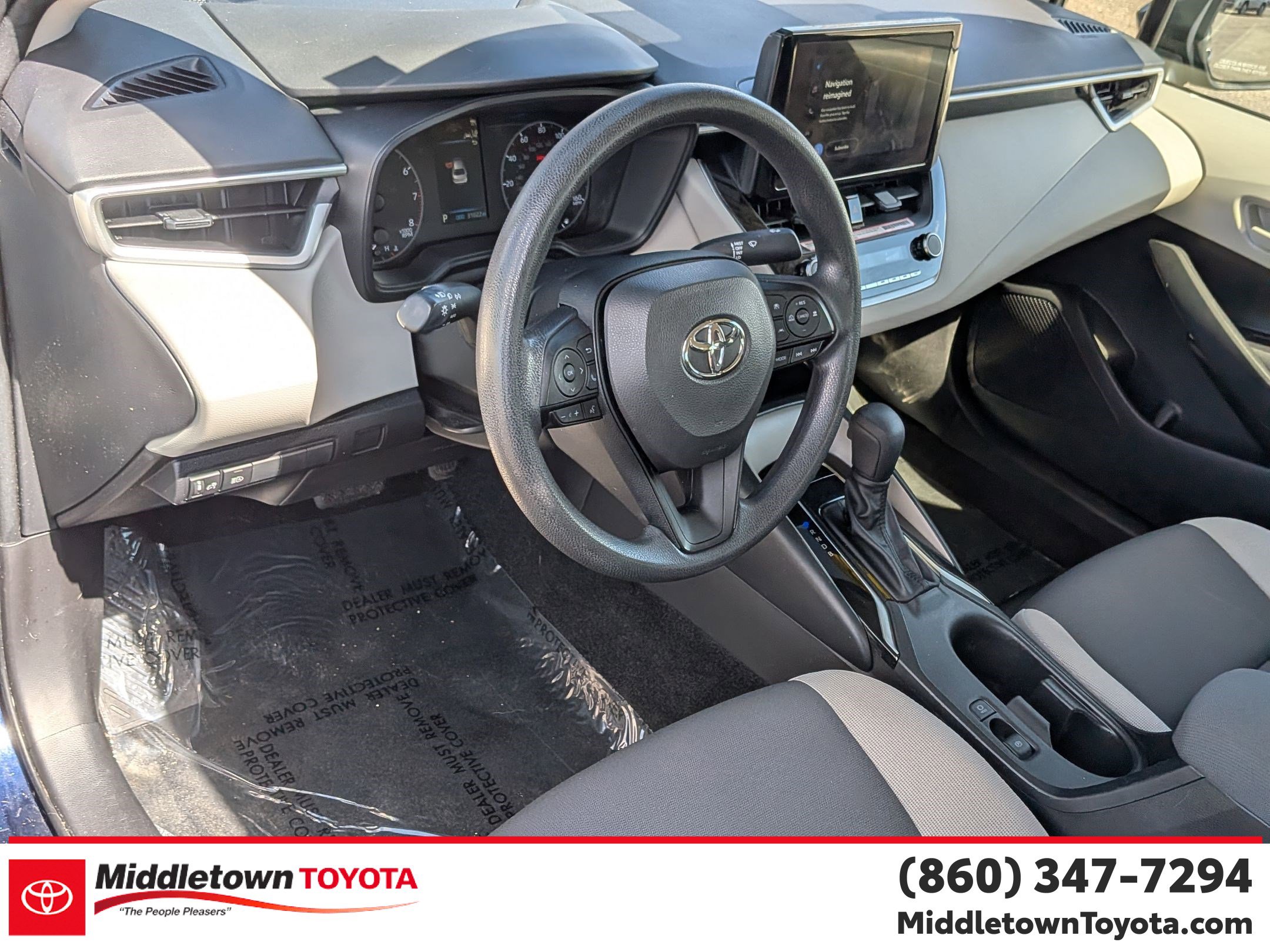 Used 2023 Toyota Corolla LE image 16