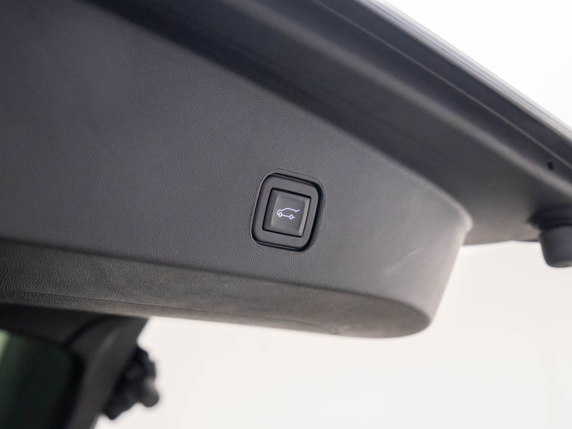 Certified 2024 Cadillac Lyriq Luxury w/ LPO, Floor Liner Package image 40