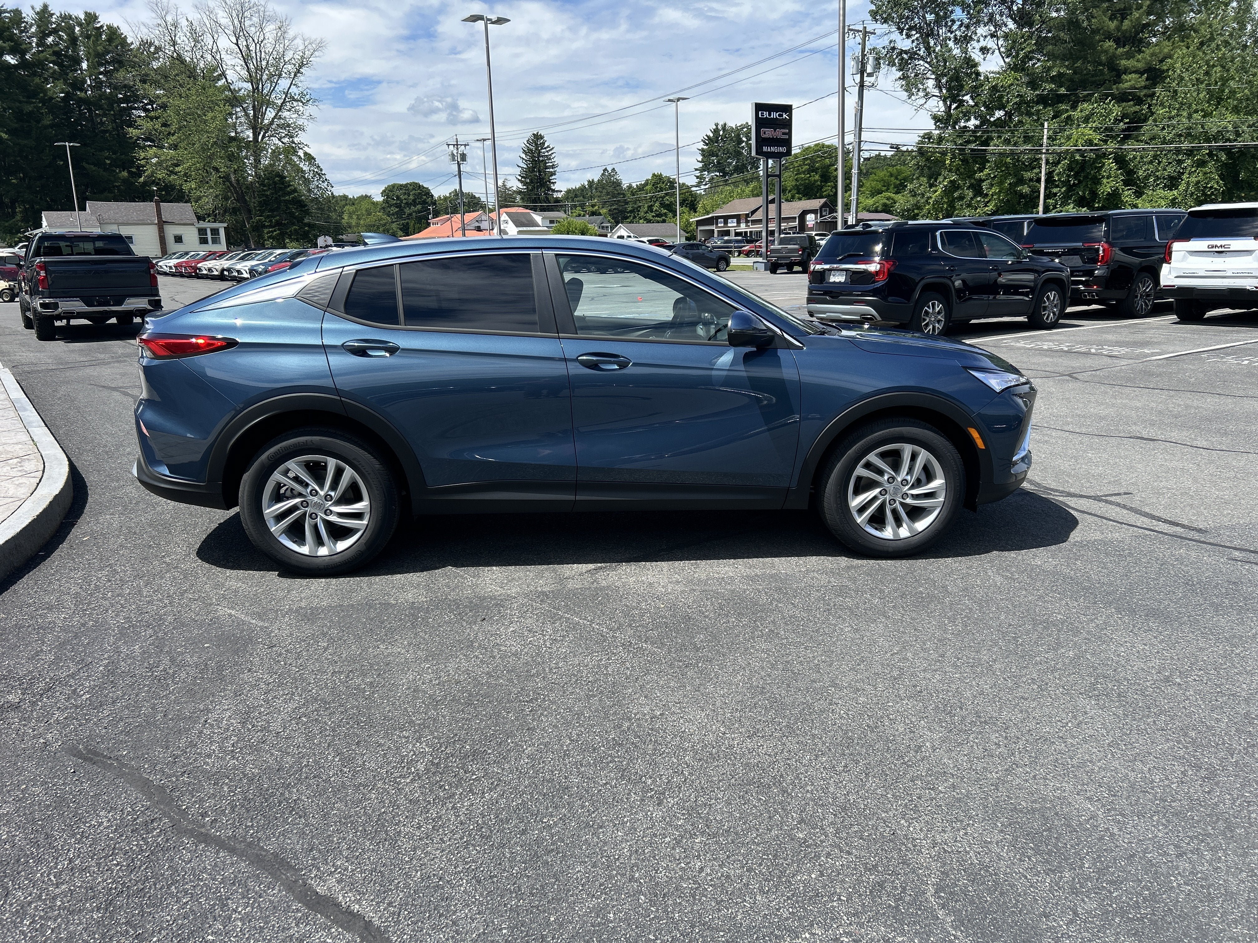 New 2026 Buick Envista Sport Touring w/ Convenience I Package FWD image 12