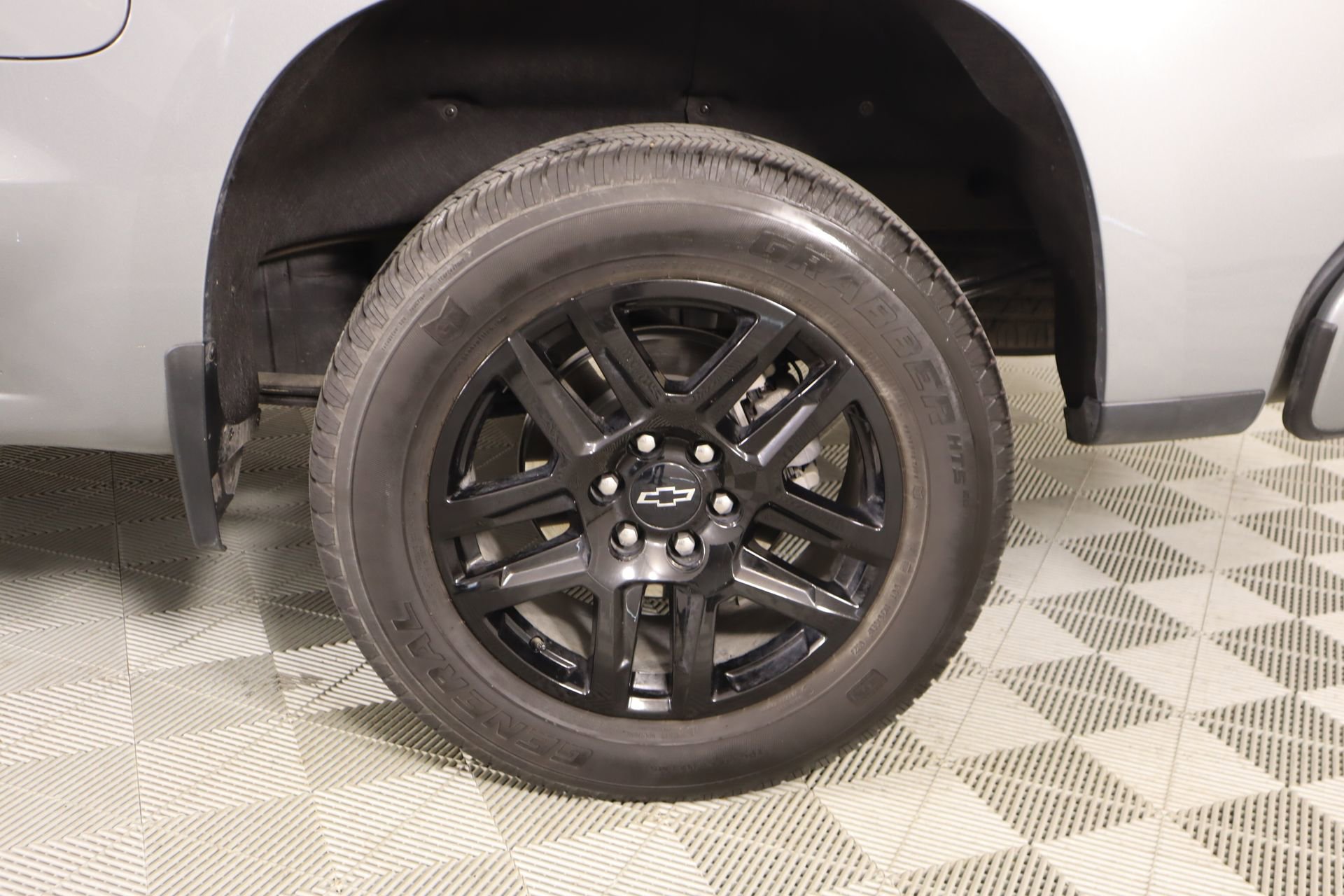 Used 2023 Chevrolet Silverado 1500 Custom image 17