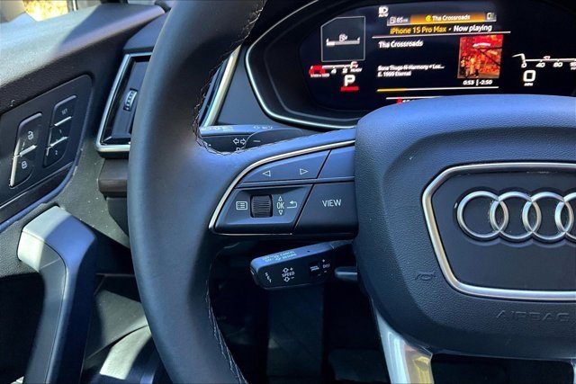 Used 2025 Audi Q5 2.0T Premium w/ Convenience Plus Package image 11