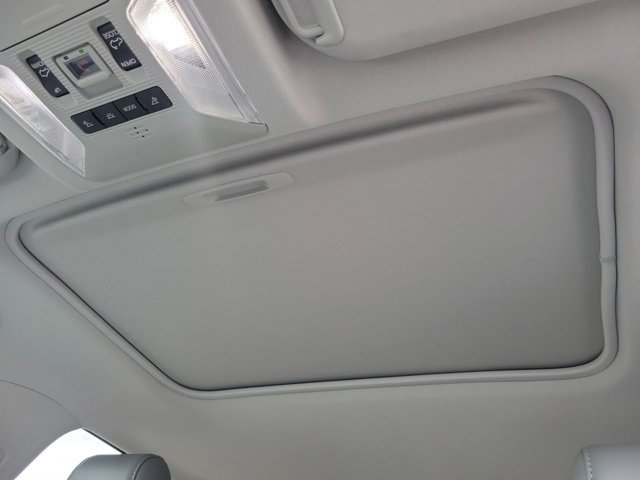 Used 2023 Toyota RAV4 XLE Premium image 26