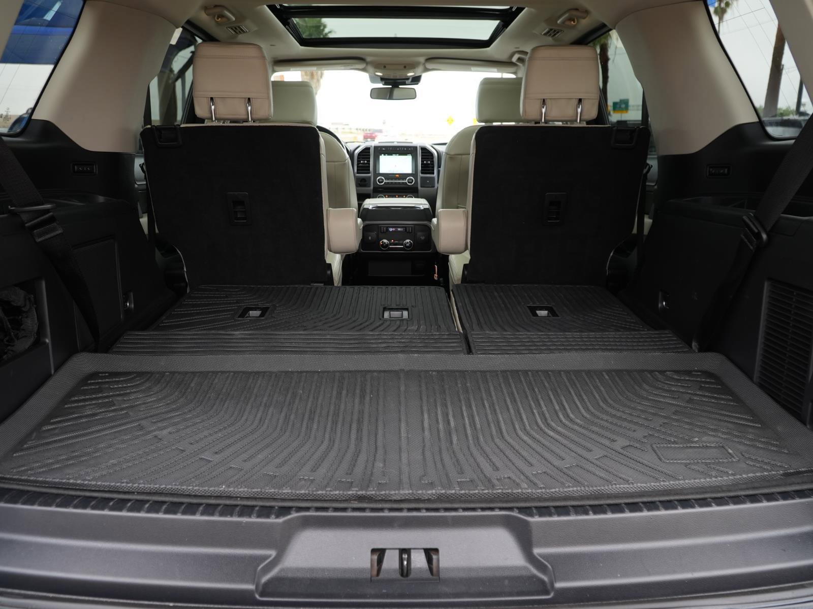 Used 2018 Ford Expedition Platinum image 7