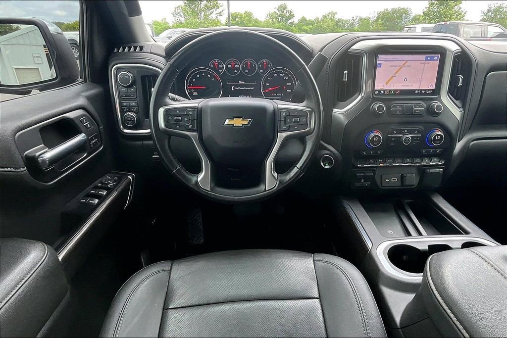 Used 2022 Chevrolet Silverado 1500 LTZ w/ LTZ Premium Package AWD/4WD image 11