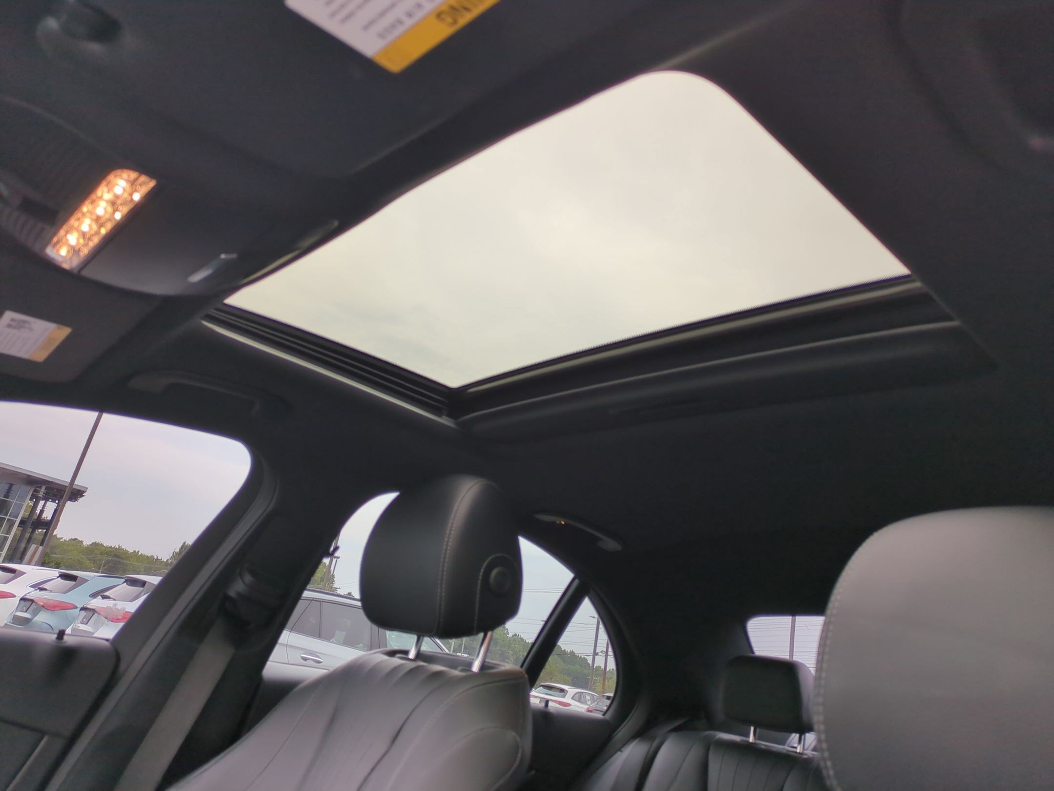 Used 2023 Mercedes-Benz E 350 Sedan image 29