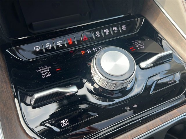 New 2024 Jeep Grand Wagoneer Series I w/ Convenience Group III image 13