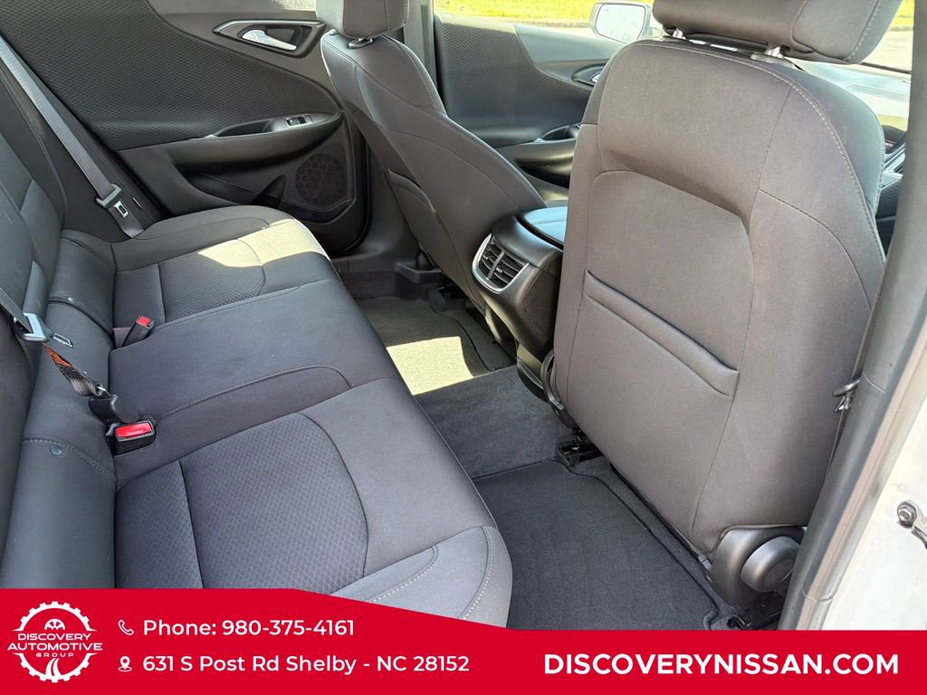 Used 2019 Chevrolet Malibu LT w/ Driver Confidence Package image 35